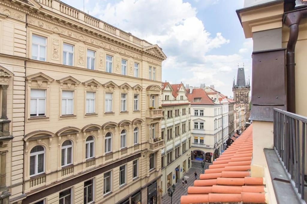 Charles Bridge Tower / Prague Castle View Apartment Exterior photo