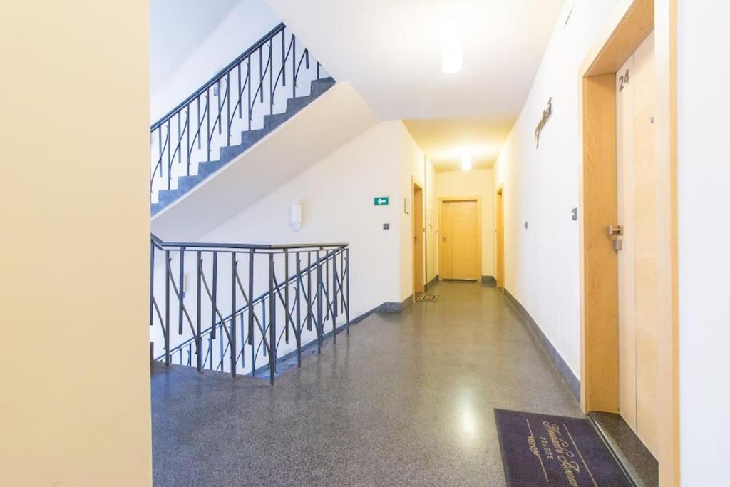 Charles Bridge Tower / Prague Castle View Apartment Exterior photo